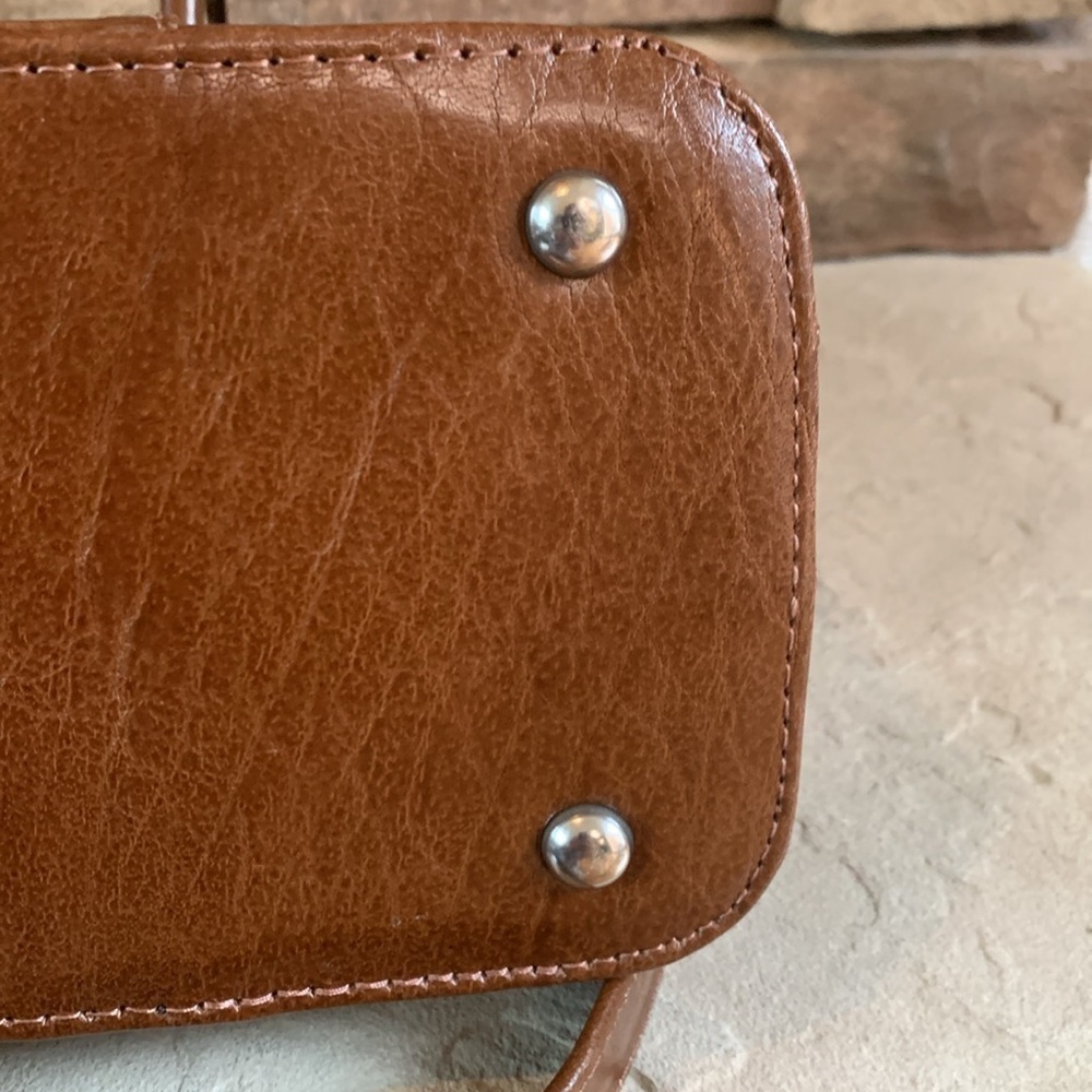 Ashwood genuine brown leather work satchel/tote with adjustable removable strap - Picture 15 of 16